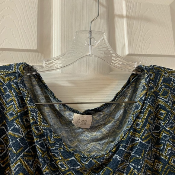 C&S Teal/Yellow Print Scoop Neck Crop Top Size S - Picture 3 of 7
